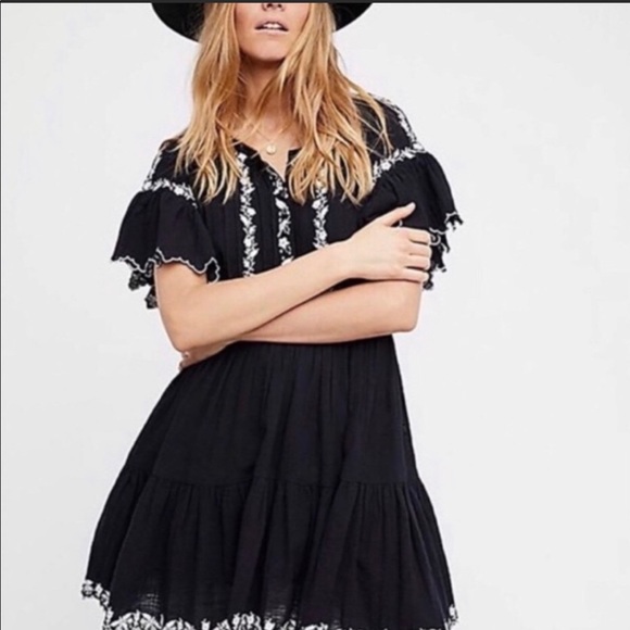 Free People Dresses & Skirts - FREE PEOPLE Santiago Embroidered Dress